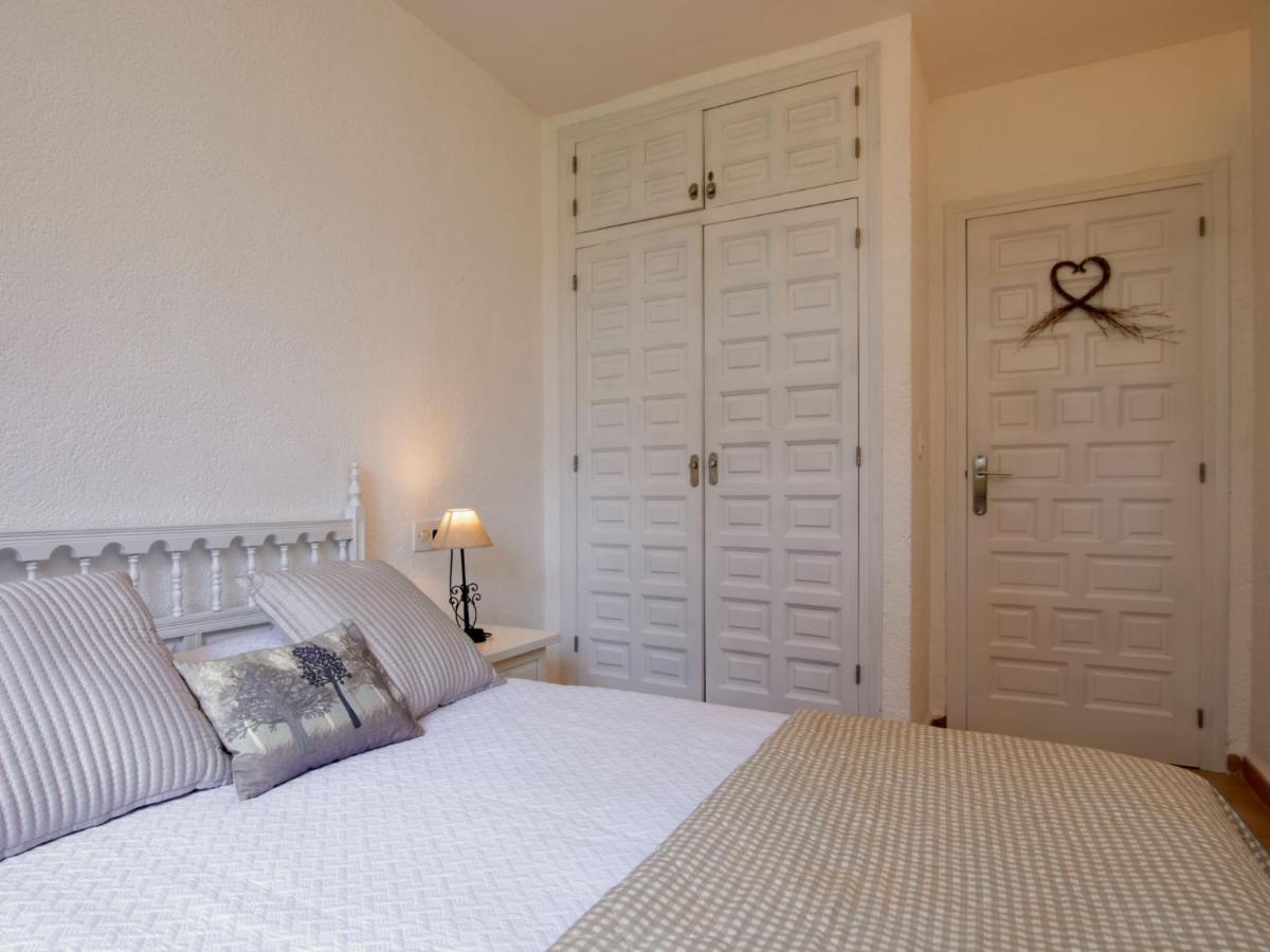 Apartment Nueva Playa-1 By Interhome Les Deveses Экстерьер фото